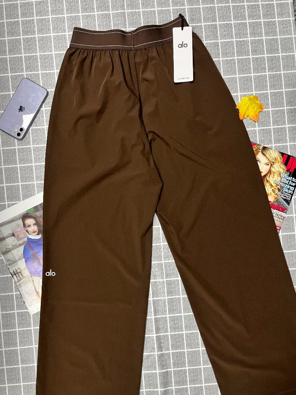 👢ALO Yoga Coffee Brown WideLeg Pants🤎 Experience the Perfect Fusion of Refined - Picture 3 of 7